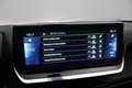 Peugeot e-2008 EV GT Pack 50 kWh 3 Fase SOH 91.5% | Panoramadak | Wit - thumbnail 16
