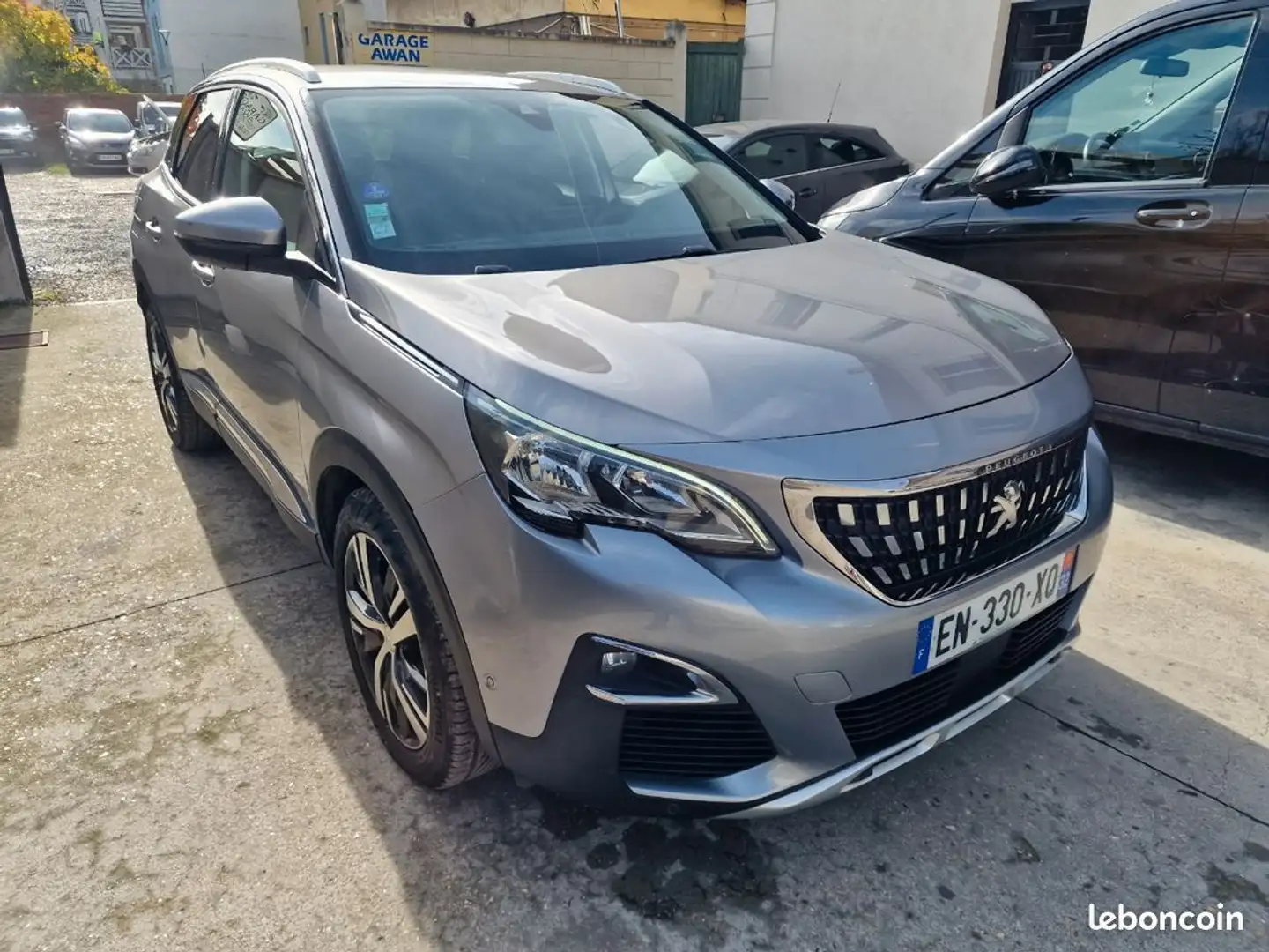 Peugeot 3008 1.2 ESSENCE 130ch allure garantie 12-mois Gris - 2