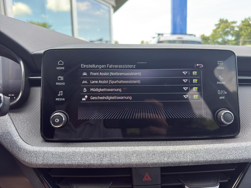 Skoda Scala 1.0 TSI DSG Selection SHZ*LED*vCockpit*PDC*Carplay — photo 25