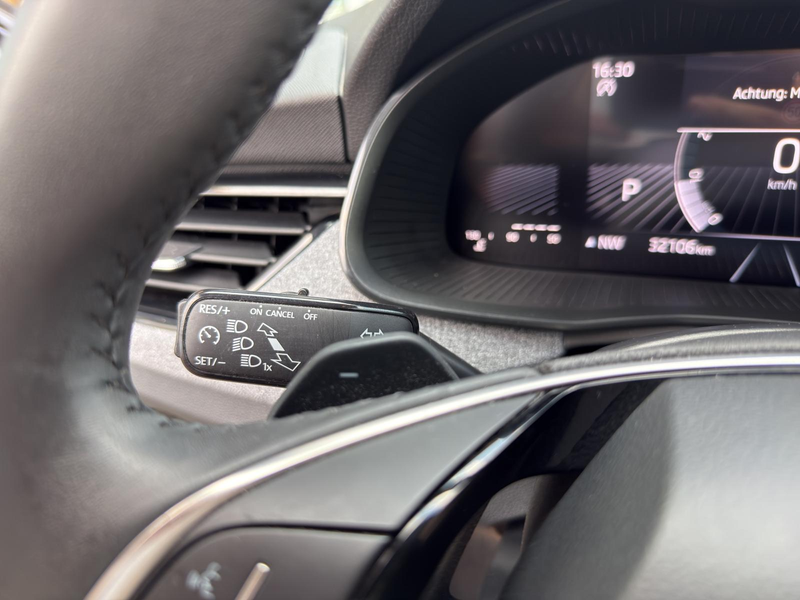Skoda Scala 1.0 TSI DSG Selection SHZ*LED*vCockpit*PDC*Carplay — photo 35