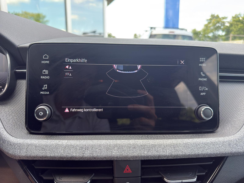 Skoda Scala 1.0 TSI DSG Selection SHZ*LED*vCockpit*PDC*Carplay — photo 31
