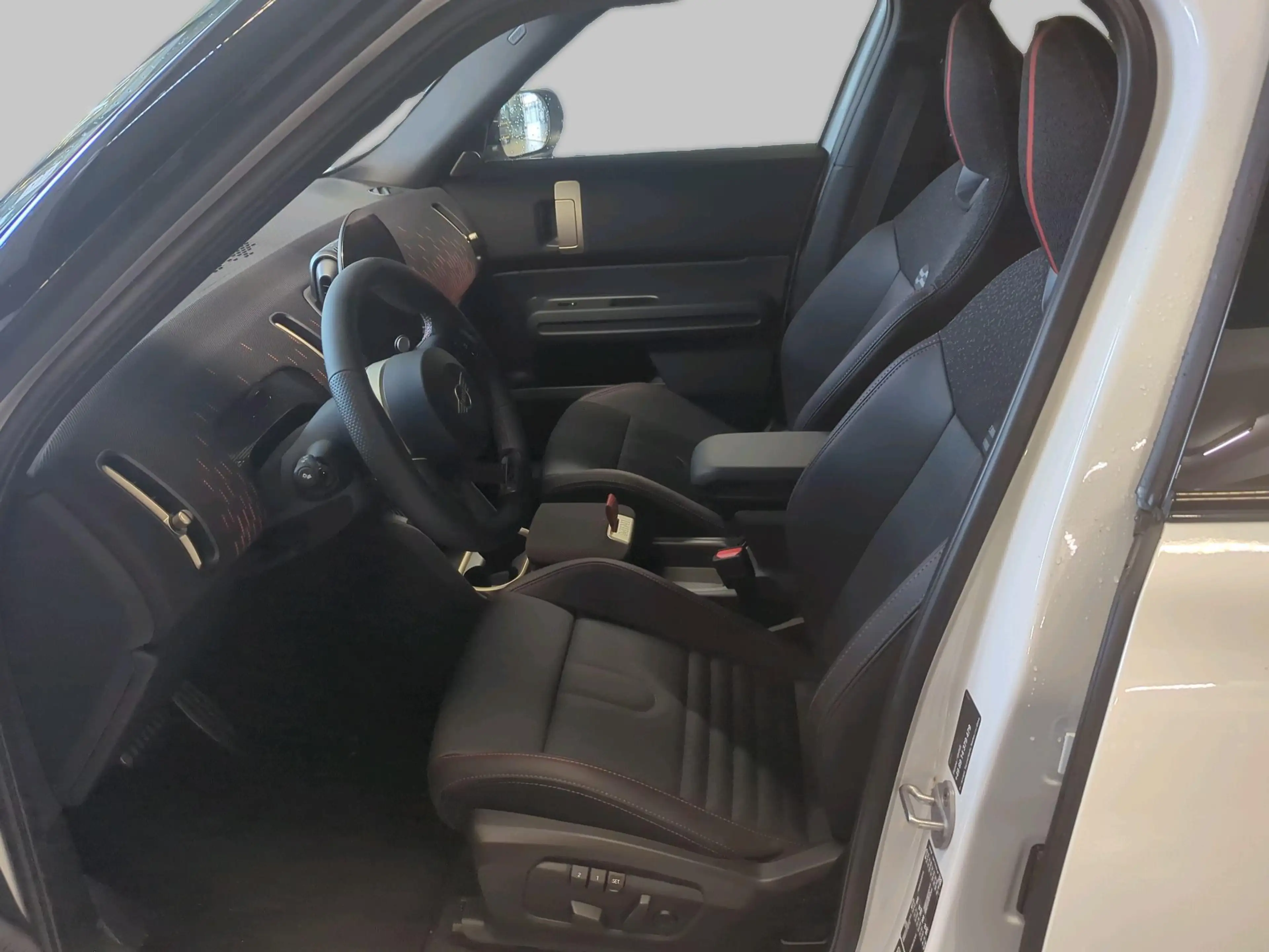 MINI JCW Countryman All4 John Cooper Works Trim — photo 17