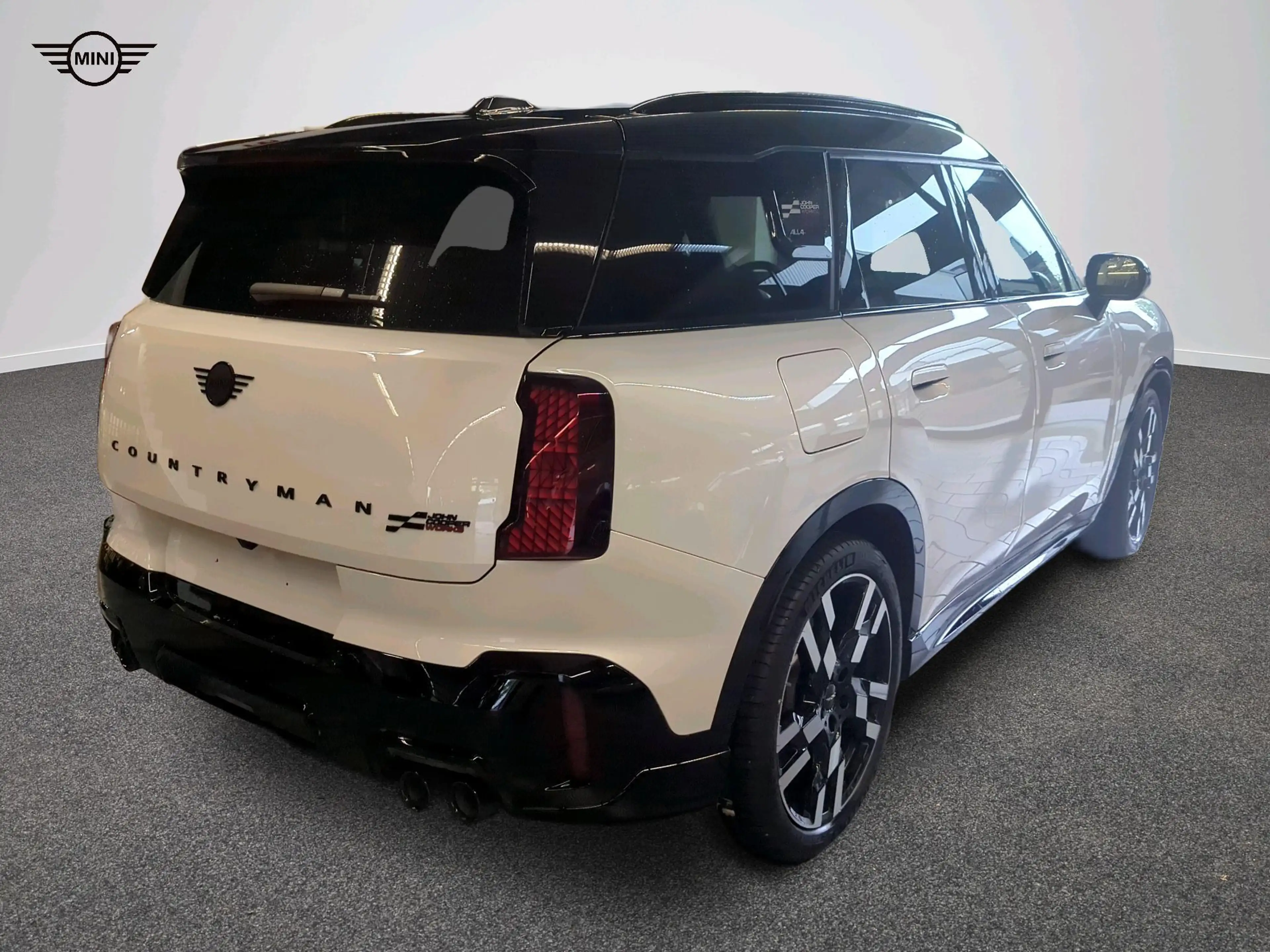 MINI JCW Countryman All4 John Cooper Works Trim — photo 6