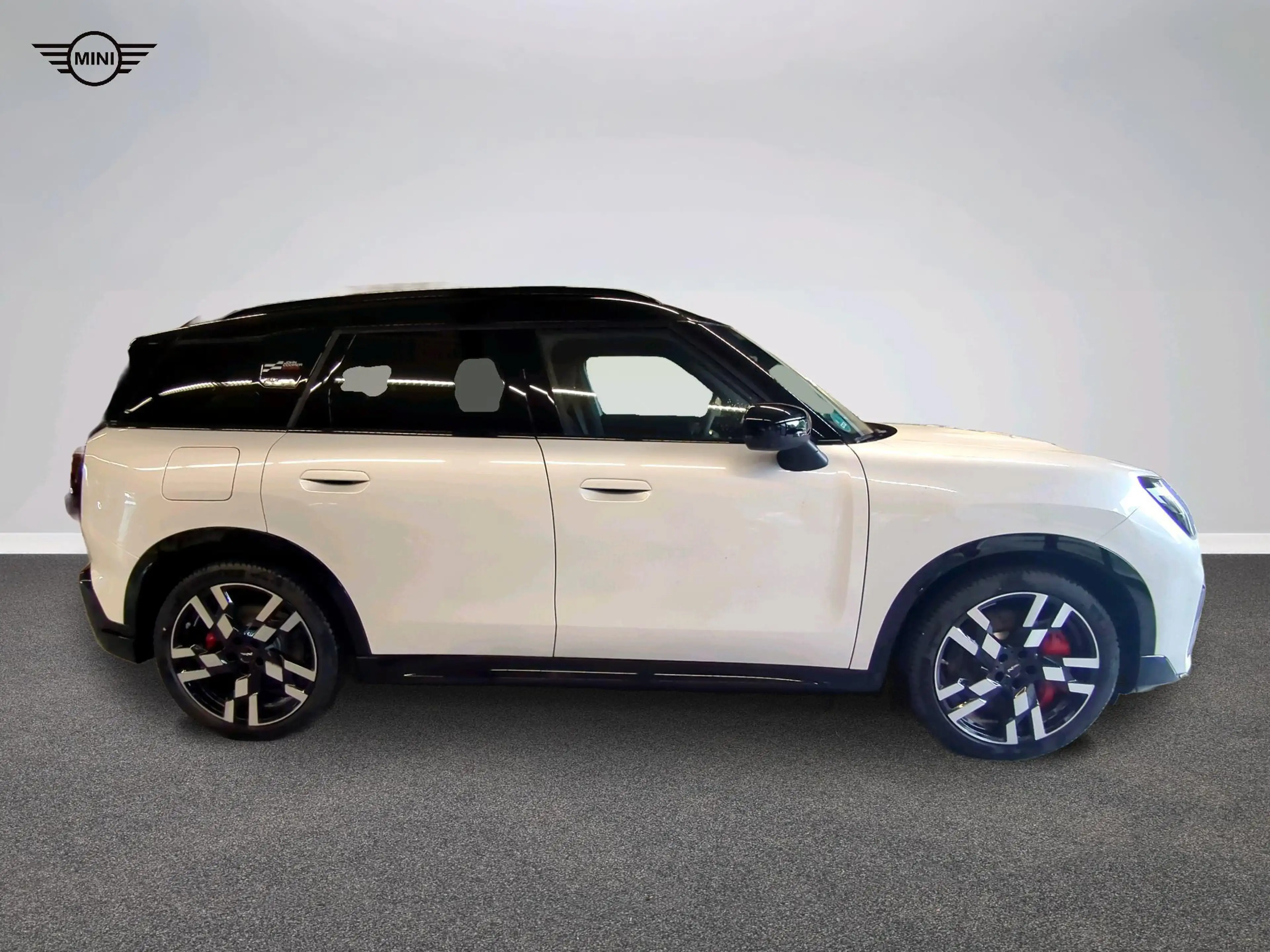 MINI JCW Countryman All4 John Cooper Works Trim — photo 3