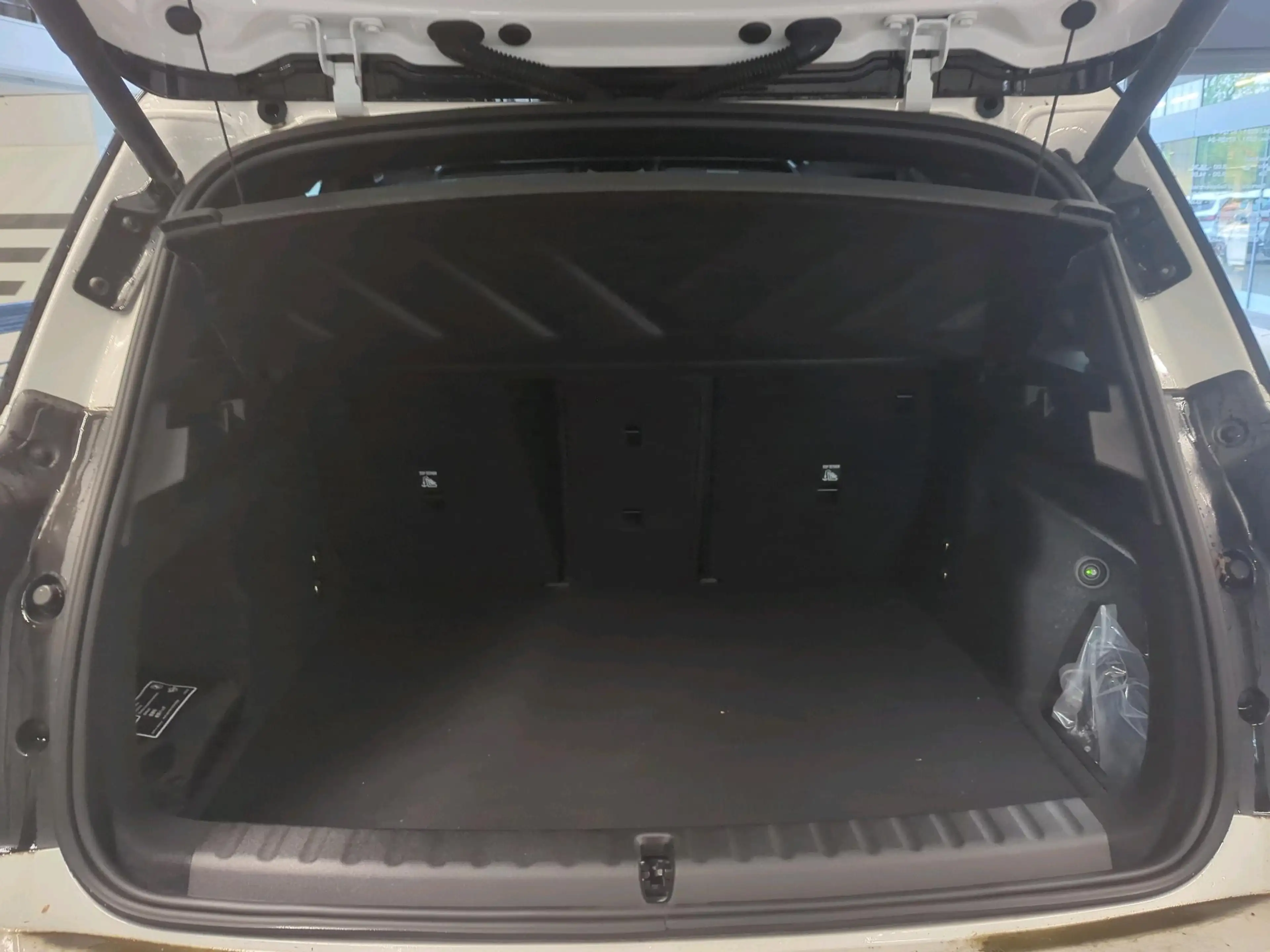 MINI JCW Countryman All4 John Cooper Works Trim — photo 19