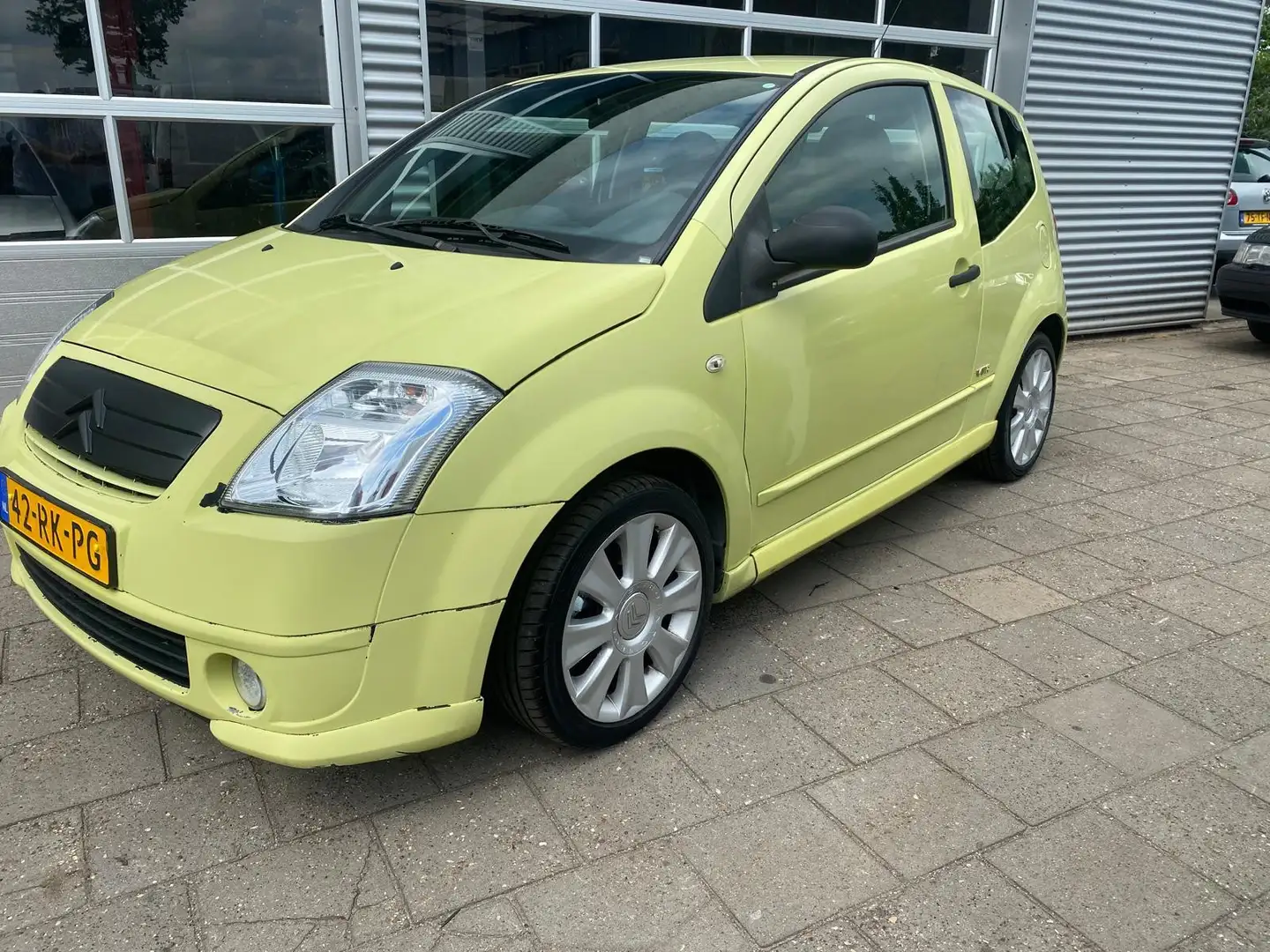 Citroen C2 1.1i VTR Geel - 1