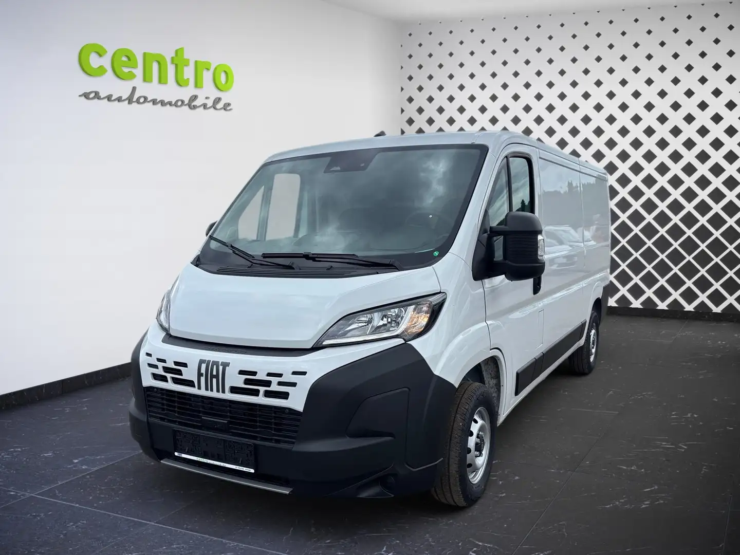 Fiat Ducato Schwingsitz, 7´´ Car Play, 360 Grad, uvm. Weiß - 1