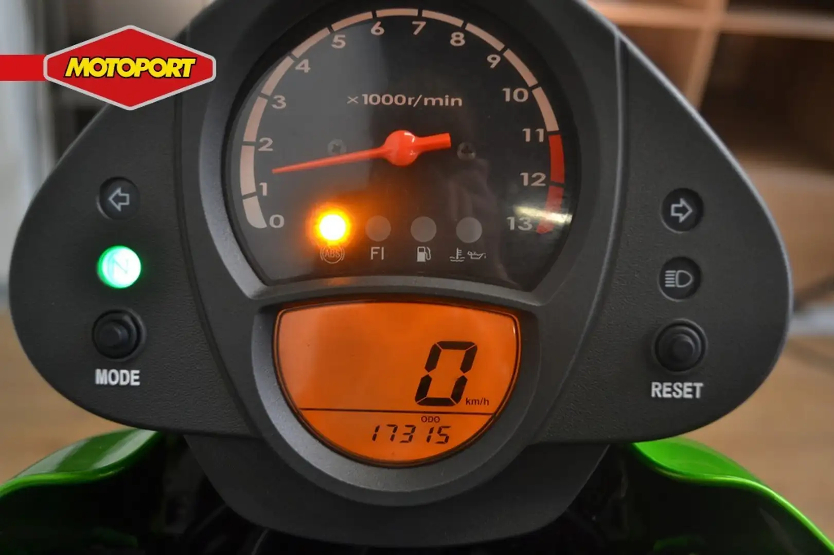 Kawasaki ER - 6 N ABS Groen - 2