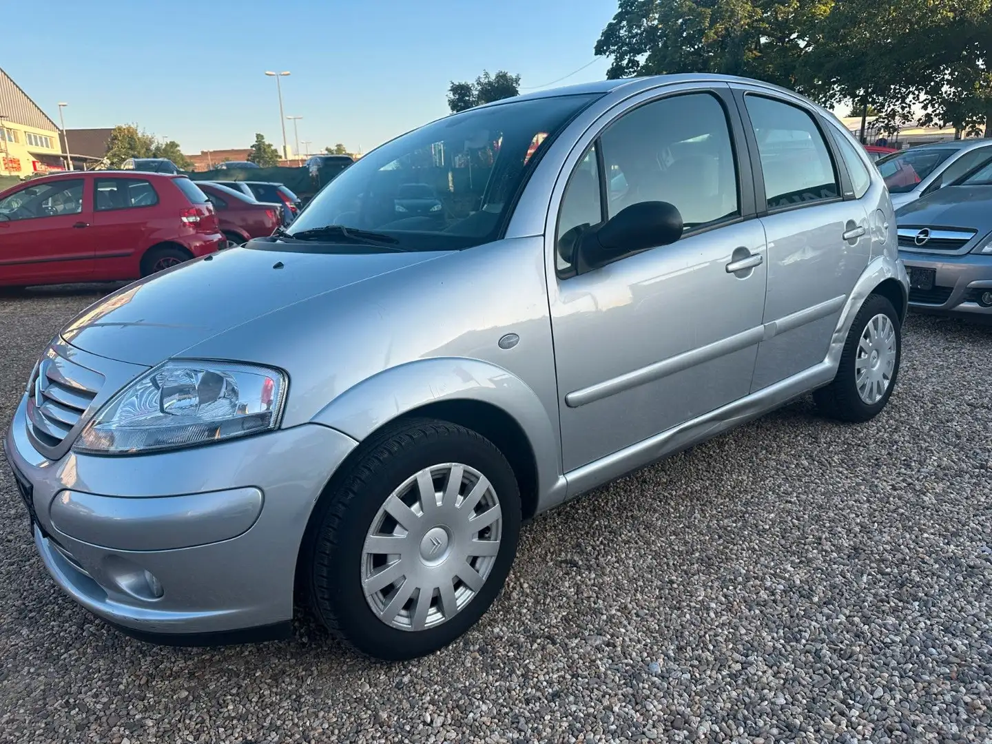 Citroen C3 1.1 Tonic II - 1