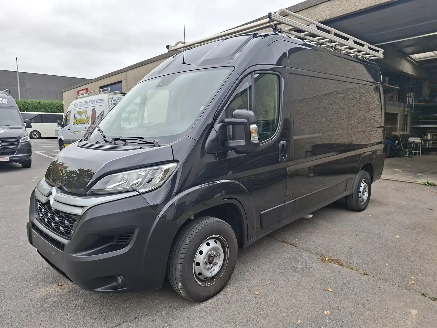 Citroen Jumper Jumper 33 L2H2 Profi Service Solution Zwart - 1