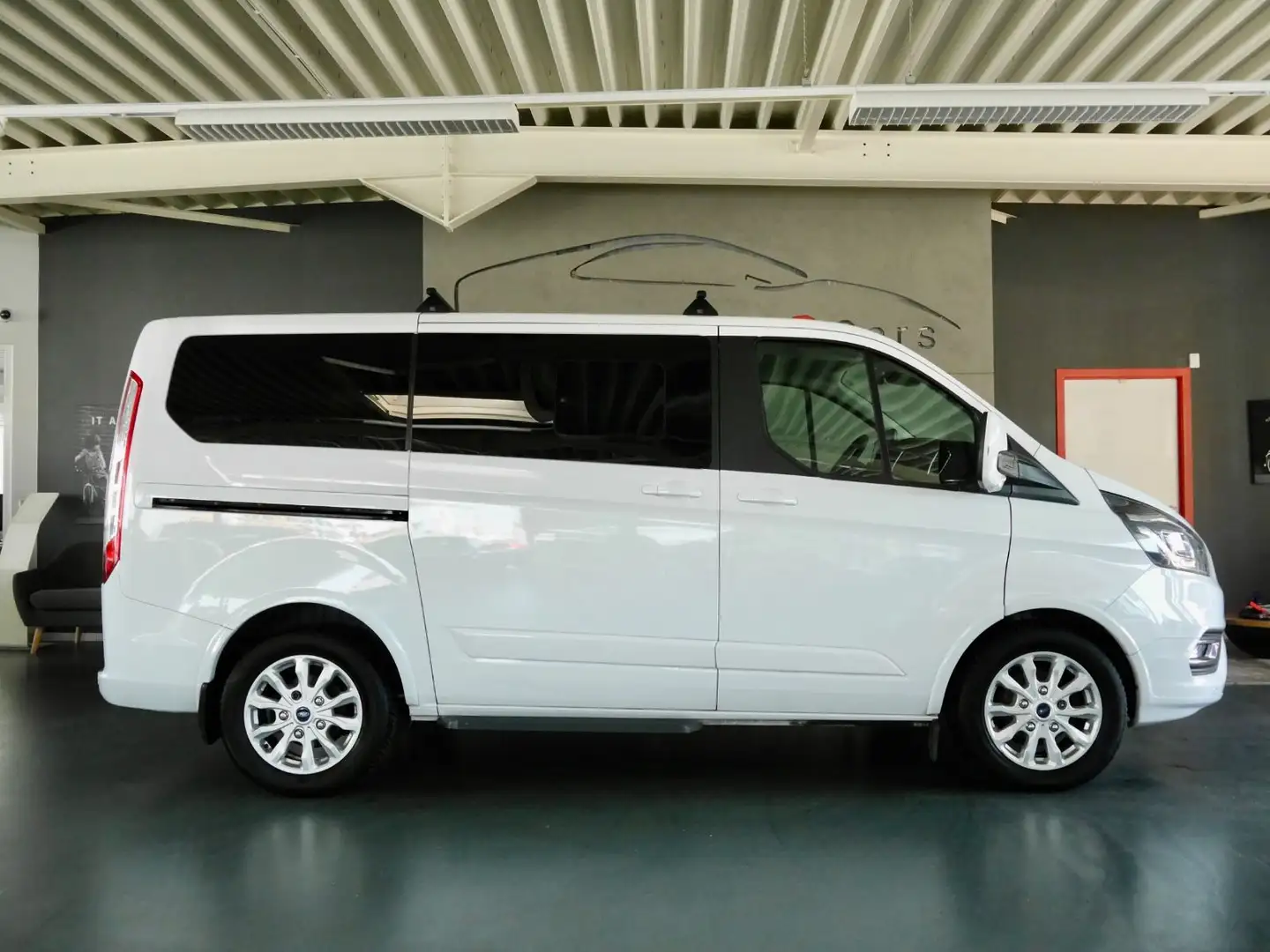 Ford Tourneo Custom Kombi 310 L1  Titanium*Navi*Spur* Blanc - 2