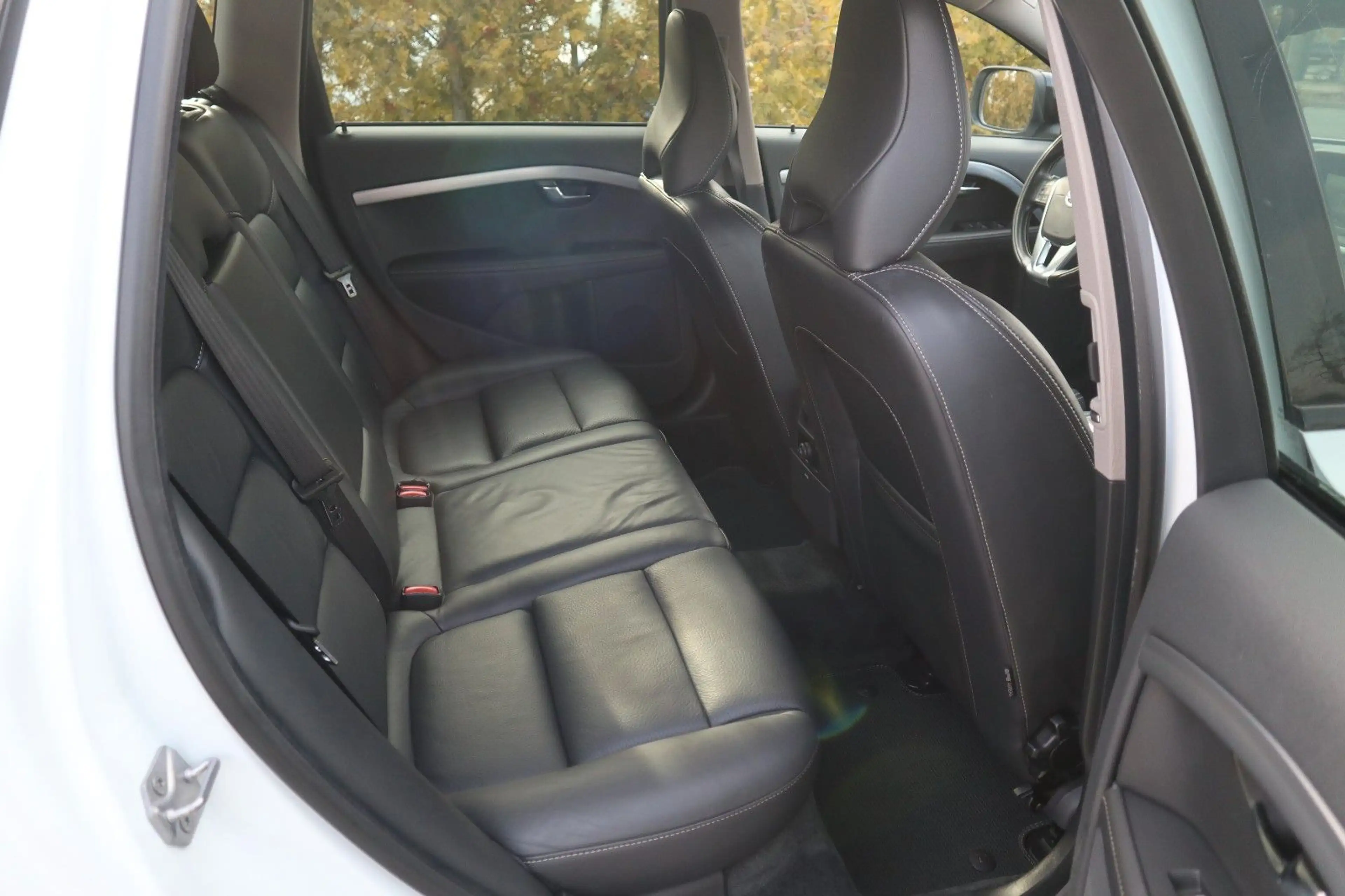 Volvo XC70 D5 AWD Linje Svart (DE/2.Hd/Unfallfrei/SH) — photo 18