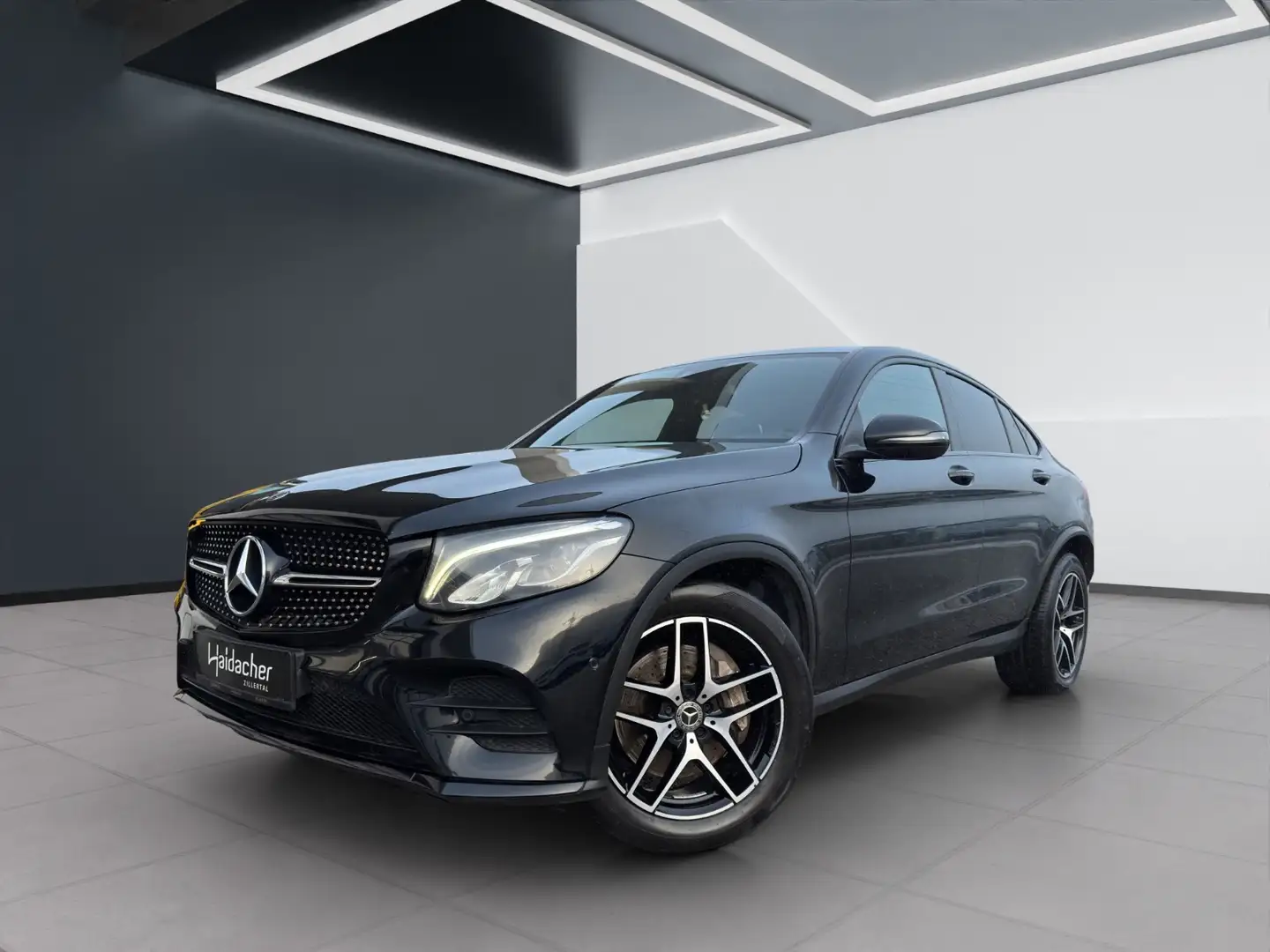 Mercedes-Benz GLC 250 d 4MATIC Coupé AMG Night Stdhzg RKam PTS Schwarz - 2