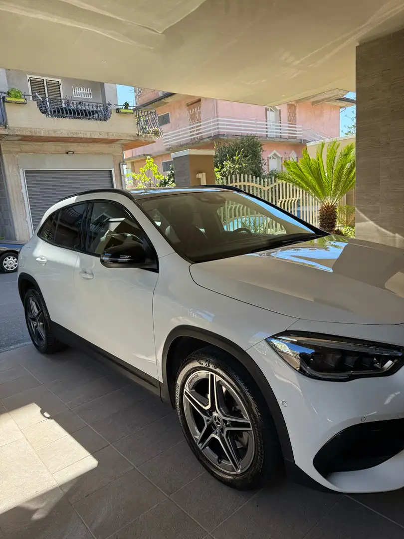Mercedes-Benz GLA 250 e phev (eq-power) AMG- Pano-full led Bianco - 1
