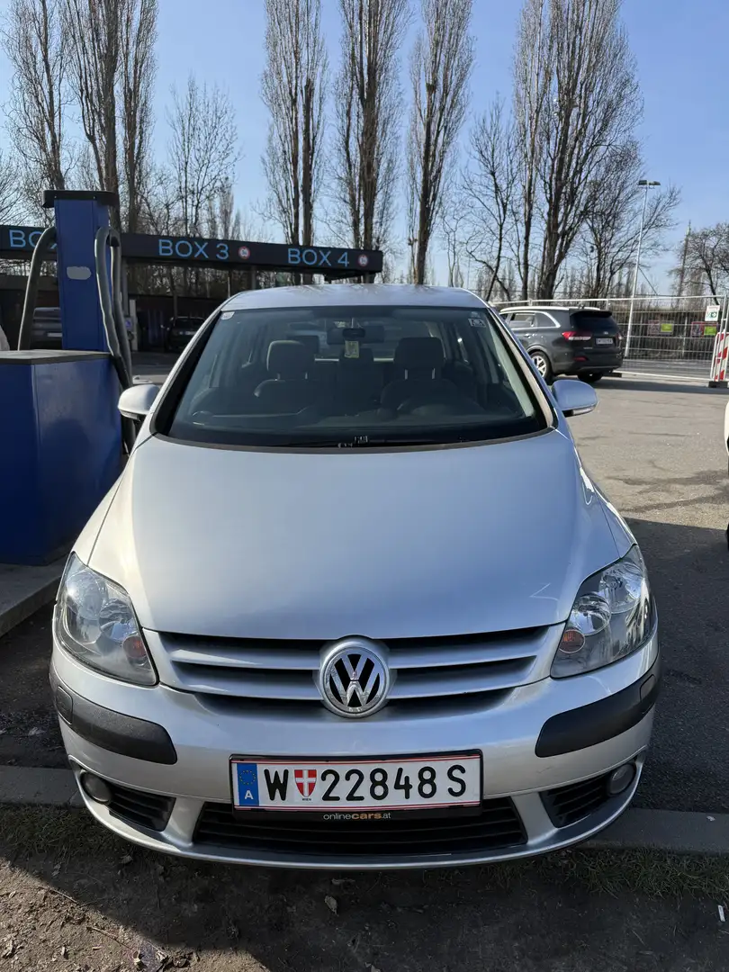 Volkswagen Golf Plus - 1