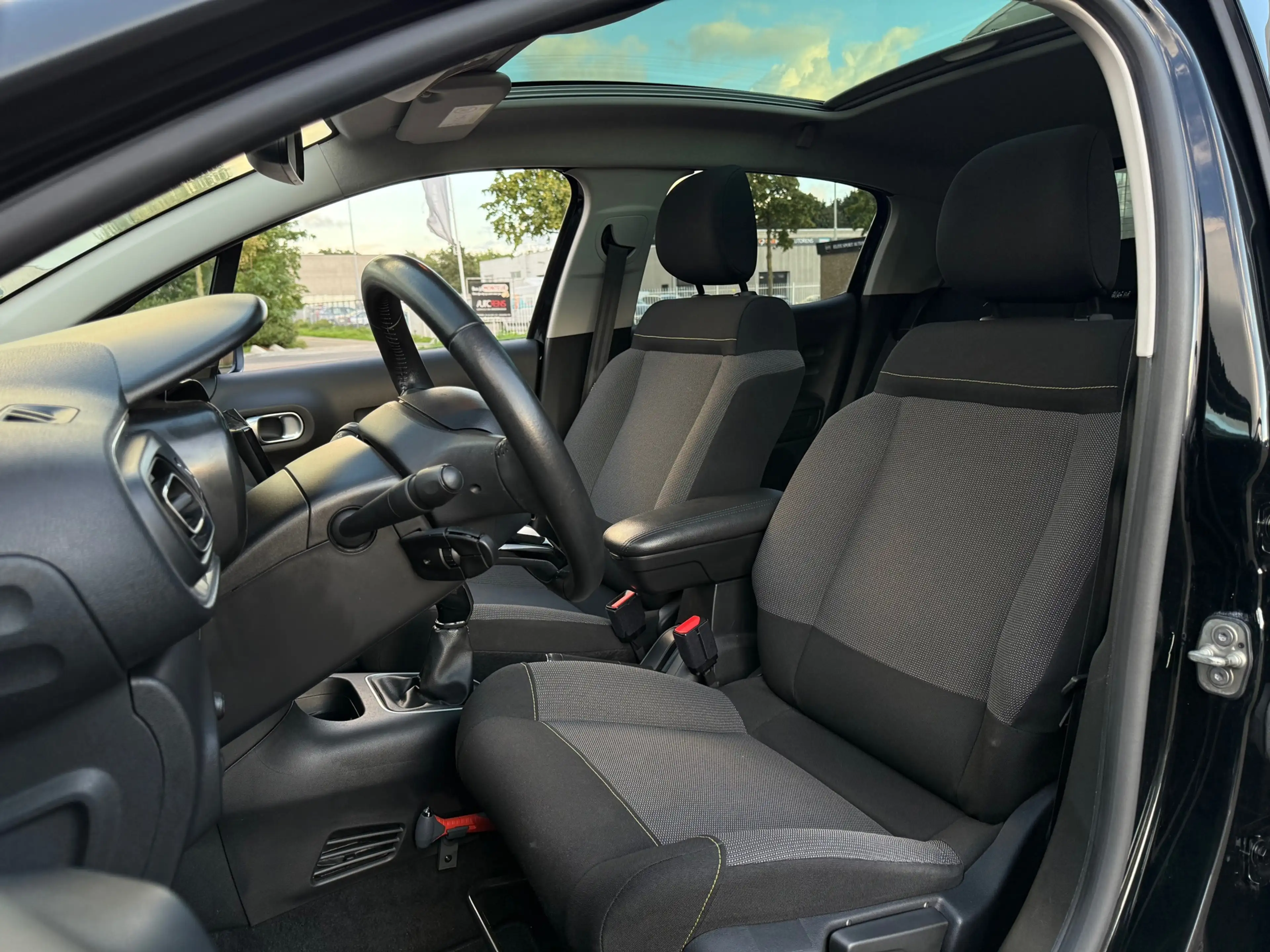 Citroen C3 1.5 BlueHDi S&S Business I Pano I Carplay I Navi — photo 7
