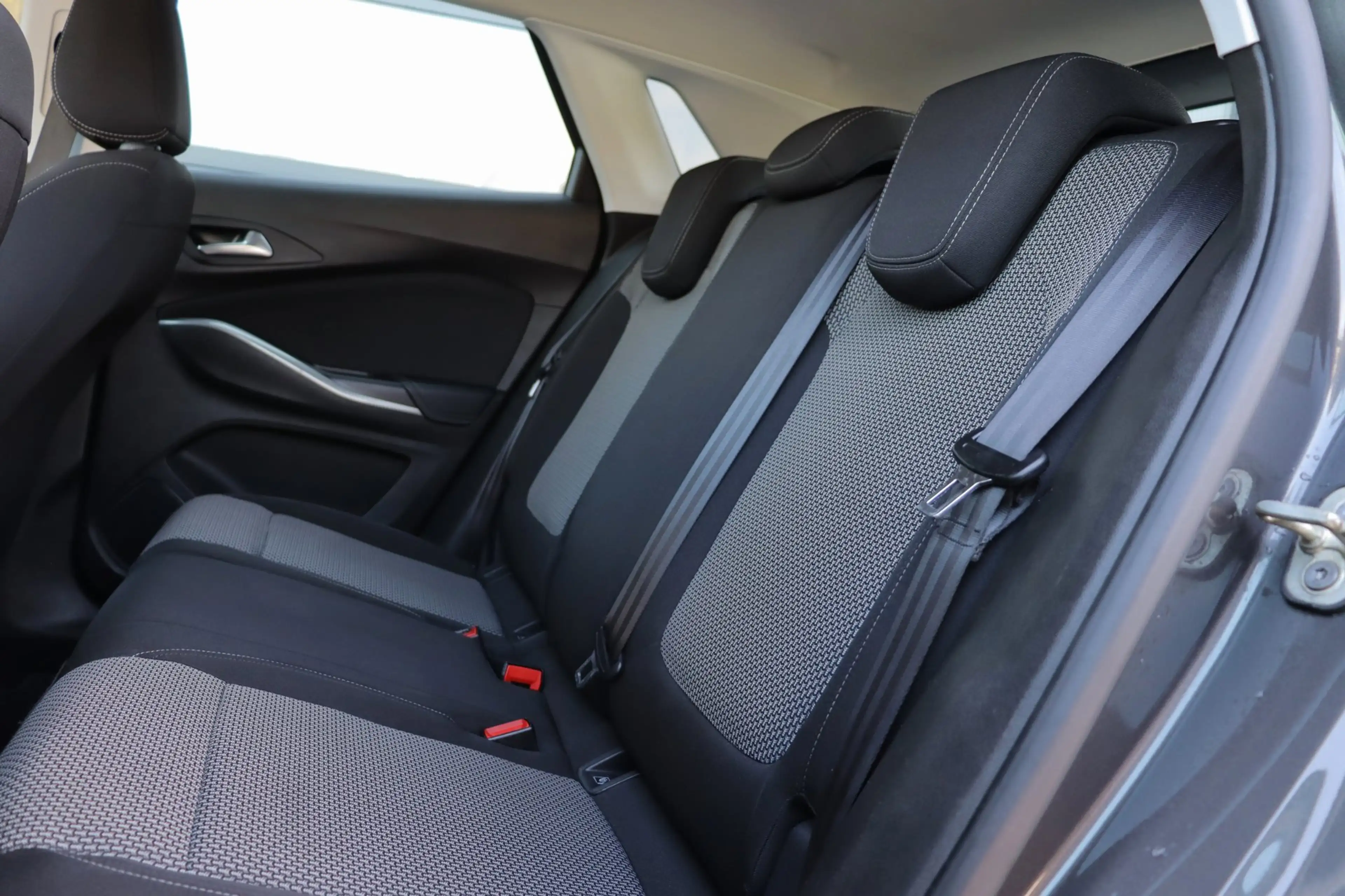 Opel Grandland X 1.2 Turbo Ultimate | Cruise | Airco | Trekhaak | S — photo 35