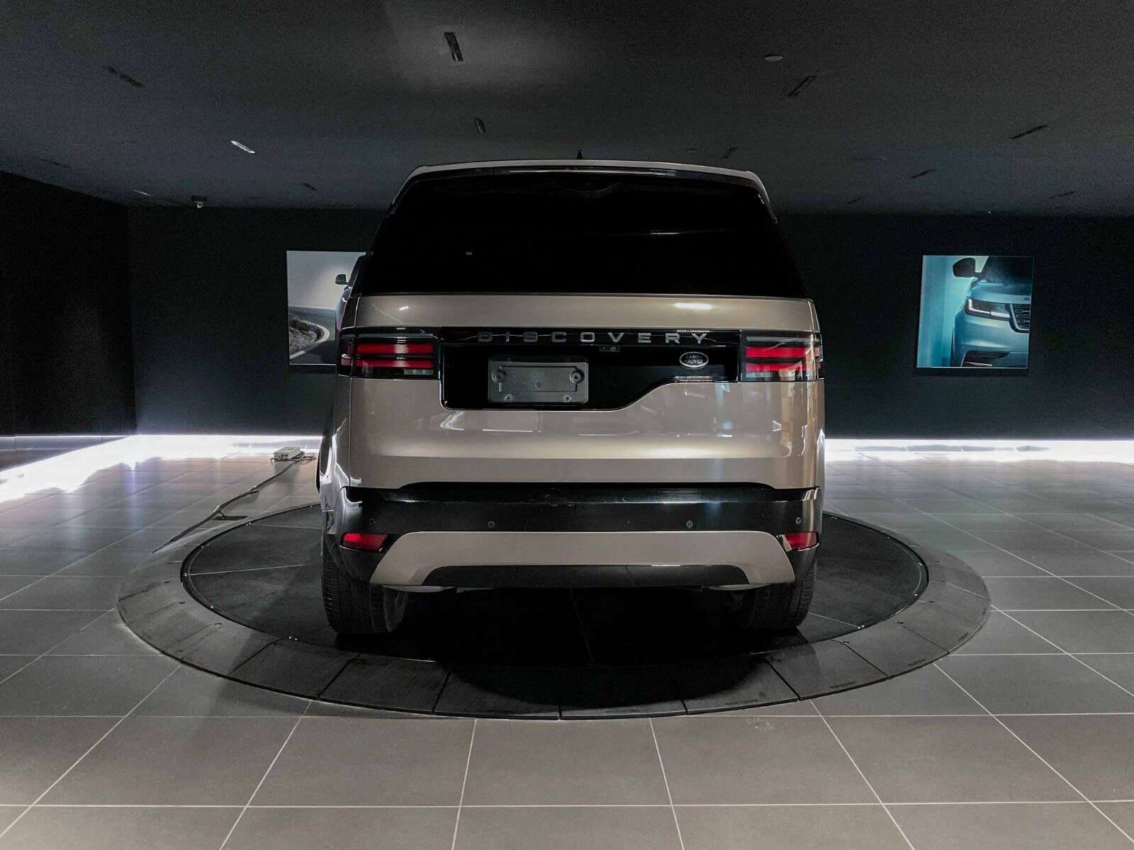 2022 Land Rover Discovery R-Dynamic S | 3rd Row Seating | Sunroof | Navigati thumb 7