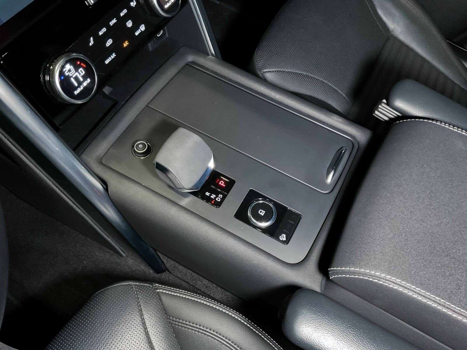 2022 Land Rover Discovery R-Dynamic S | 3rd Row Seating | Sunroof | Navigati thumb 16