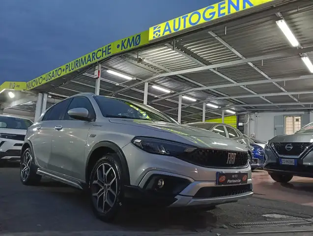 Fiat Tipo Tipo 5p 1.5 t4 hybrid Cross 130cv dct