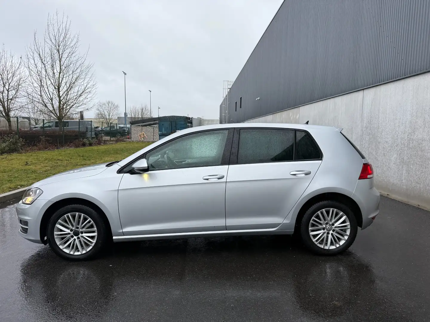 Volkswagen Golf Golf 1.2 TSI 105 BlueMotion Technology Cup DSG7 Gris - 2