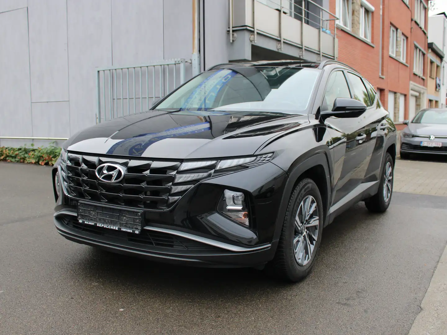 Hyundai TUCSON 1.6 CRDi+CAMERA+SIEGES CHAUFFANTS// EIRO 6d-ISC // Zwart - 1