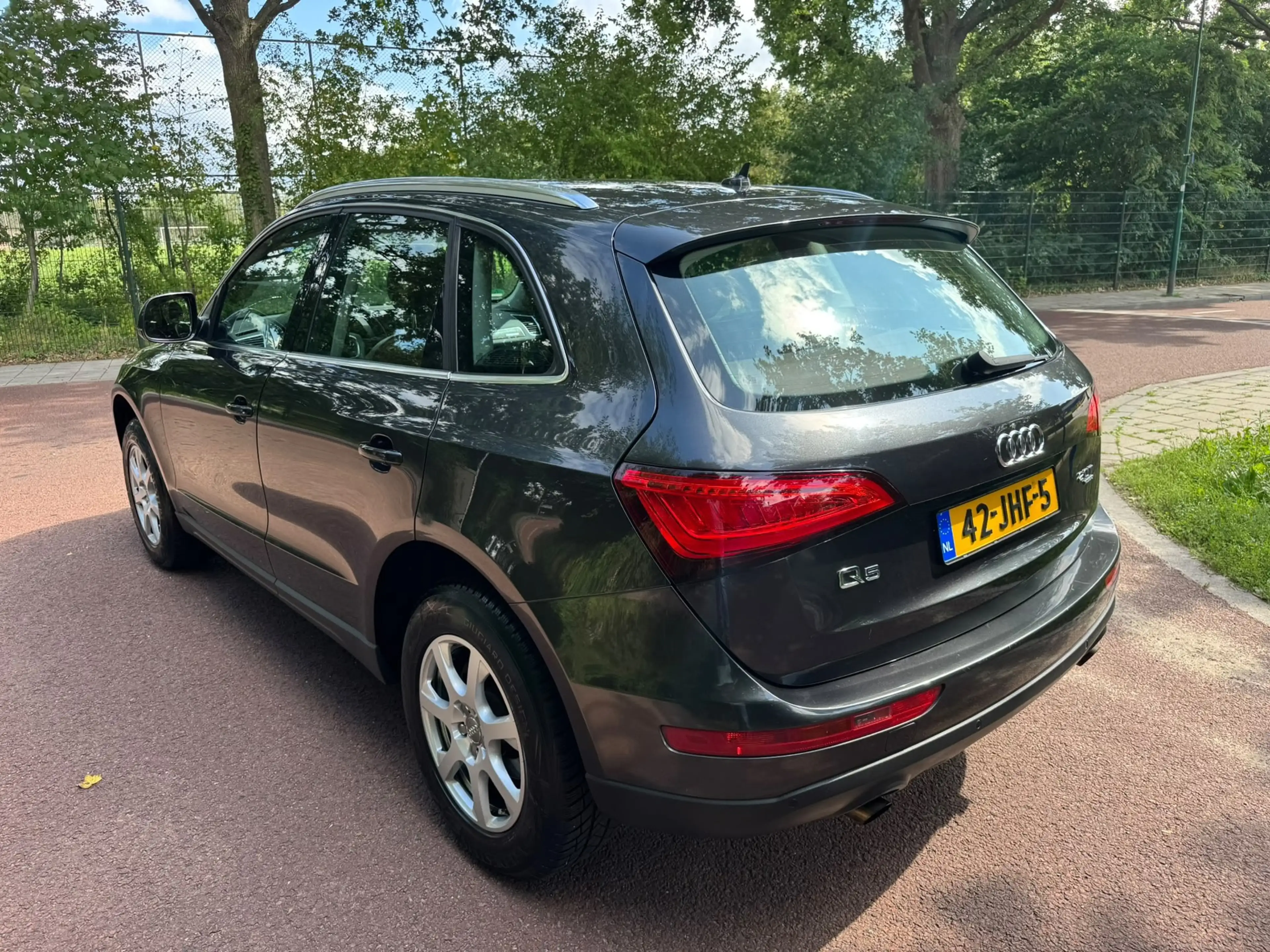 Audi Q5 2.0 TFSI quattro Pro Line / Navi / CarPlay / Leder — photo 4