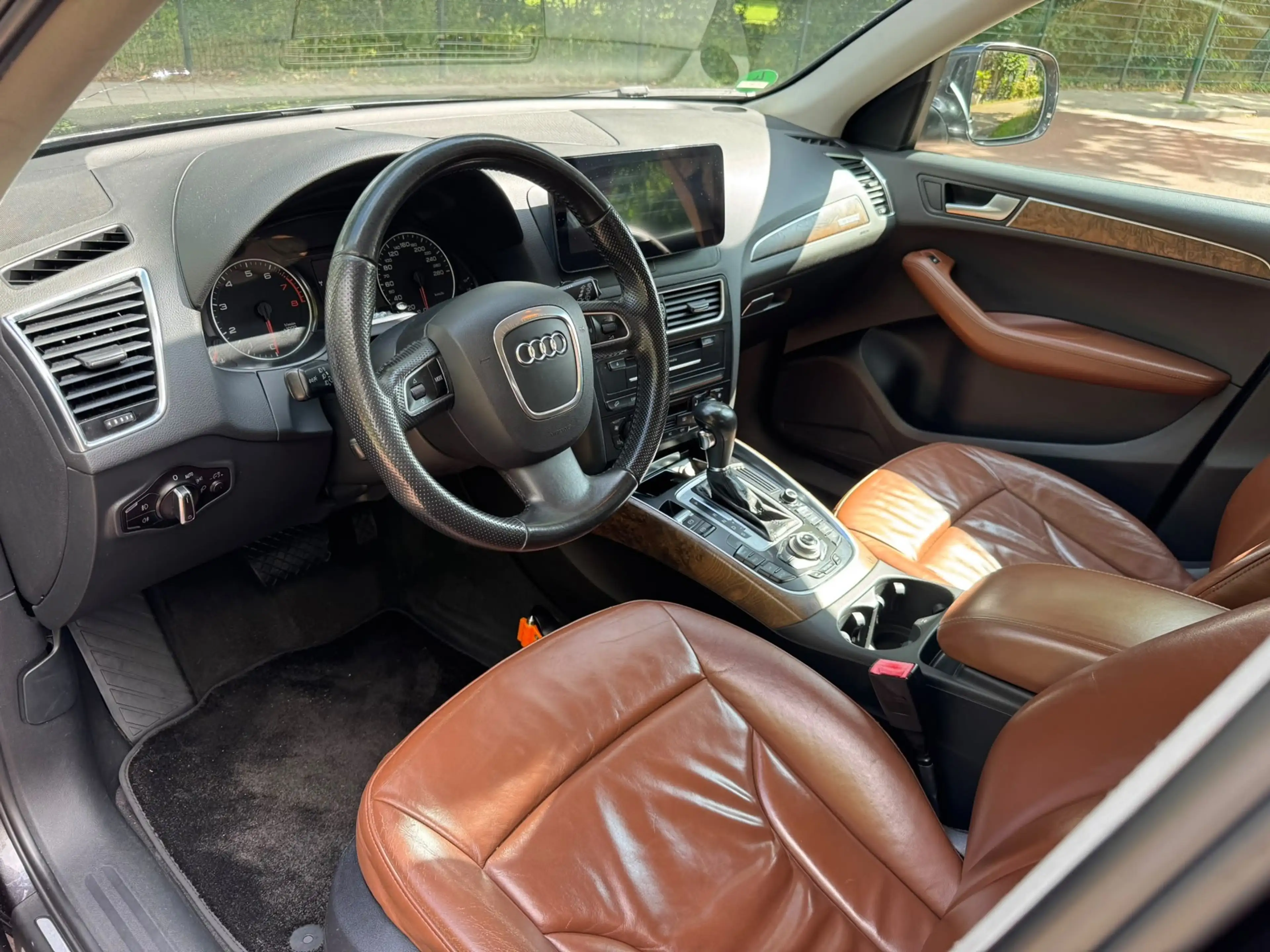 Audi Q5 2.0 TFSI quattro Pro Line / Navi / CarPlay / Leder — photo 10