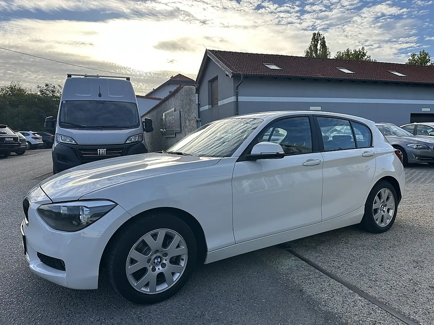 BMW 116 d Weiß - 2