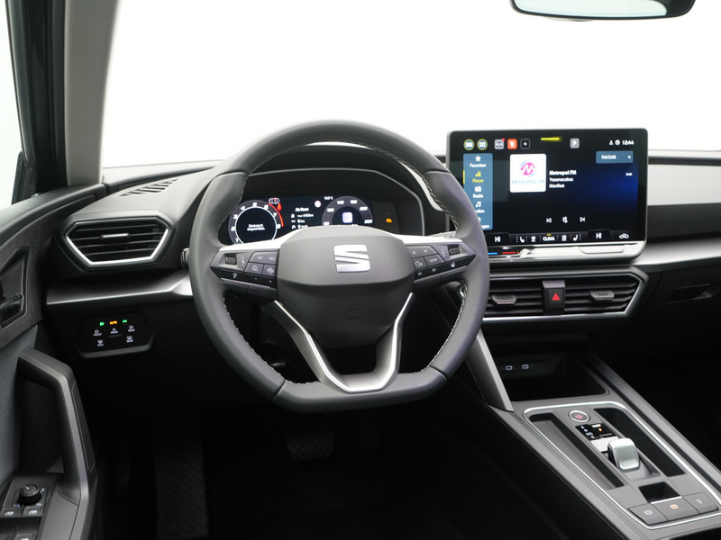 SEAT Leon eTSI Road Edition LED KAMERA ACC KEYLESS — photo 5