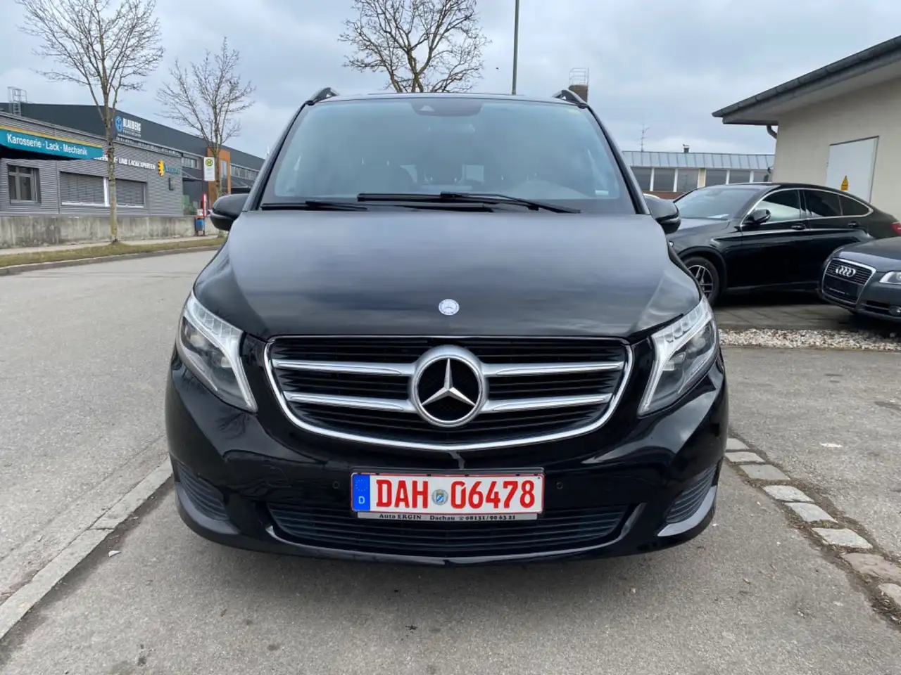 Mercedes-Benz V 250