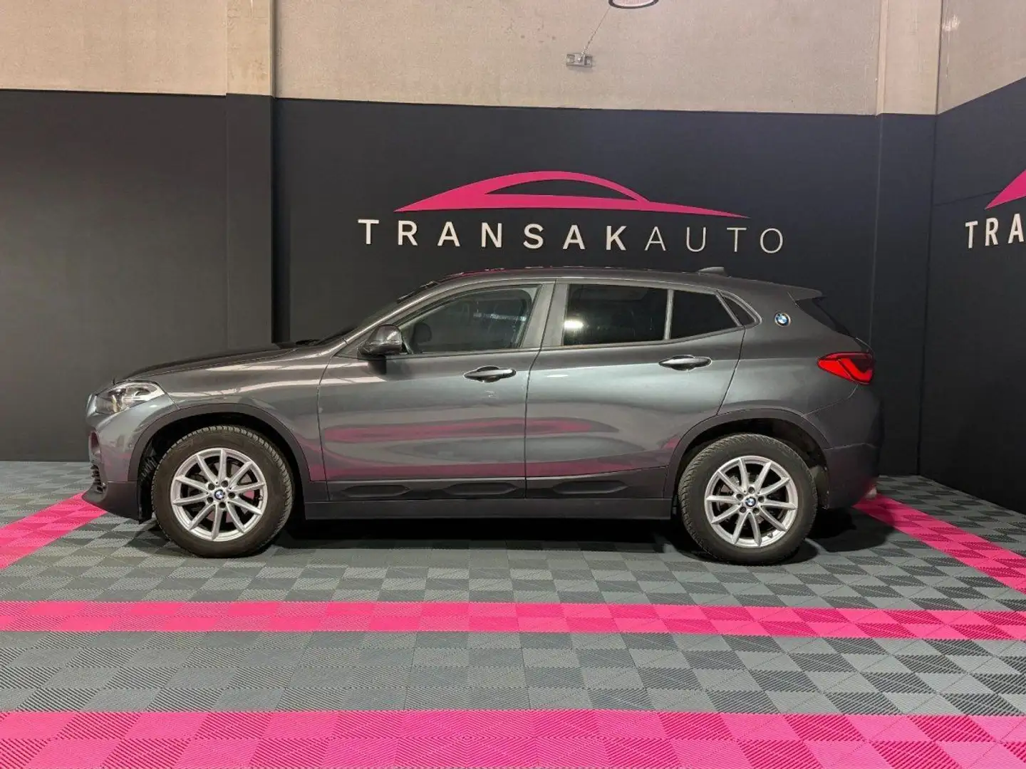 BMW X2 (F39) 1.5 sDrive18i AUT 5d 100kW Gri - 2