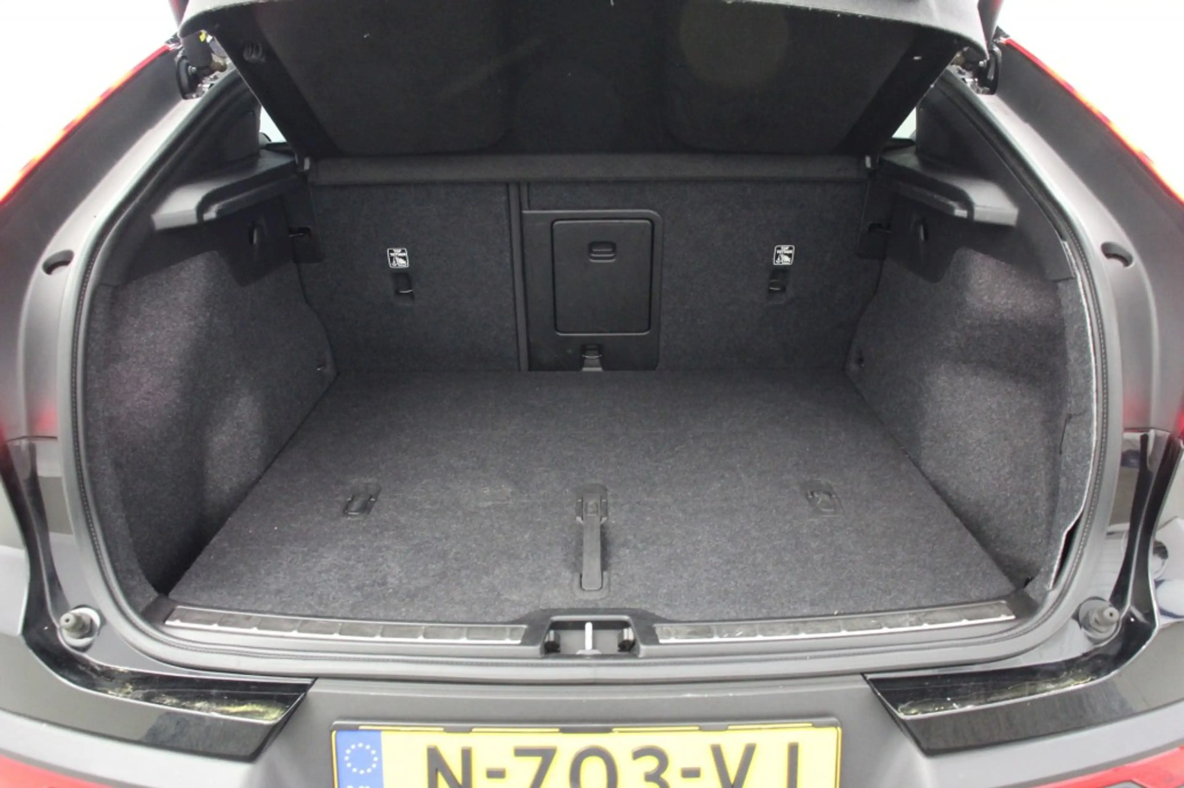 Volvo XC40 C40 Recharge Twin 78 kWh - Panorama, Carplay, 360 — photo 14