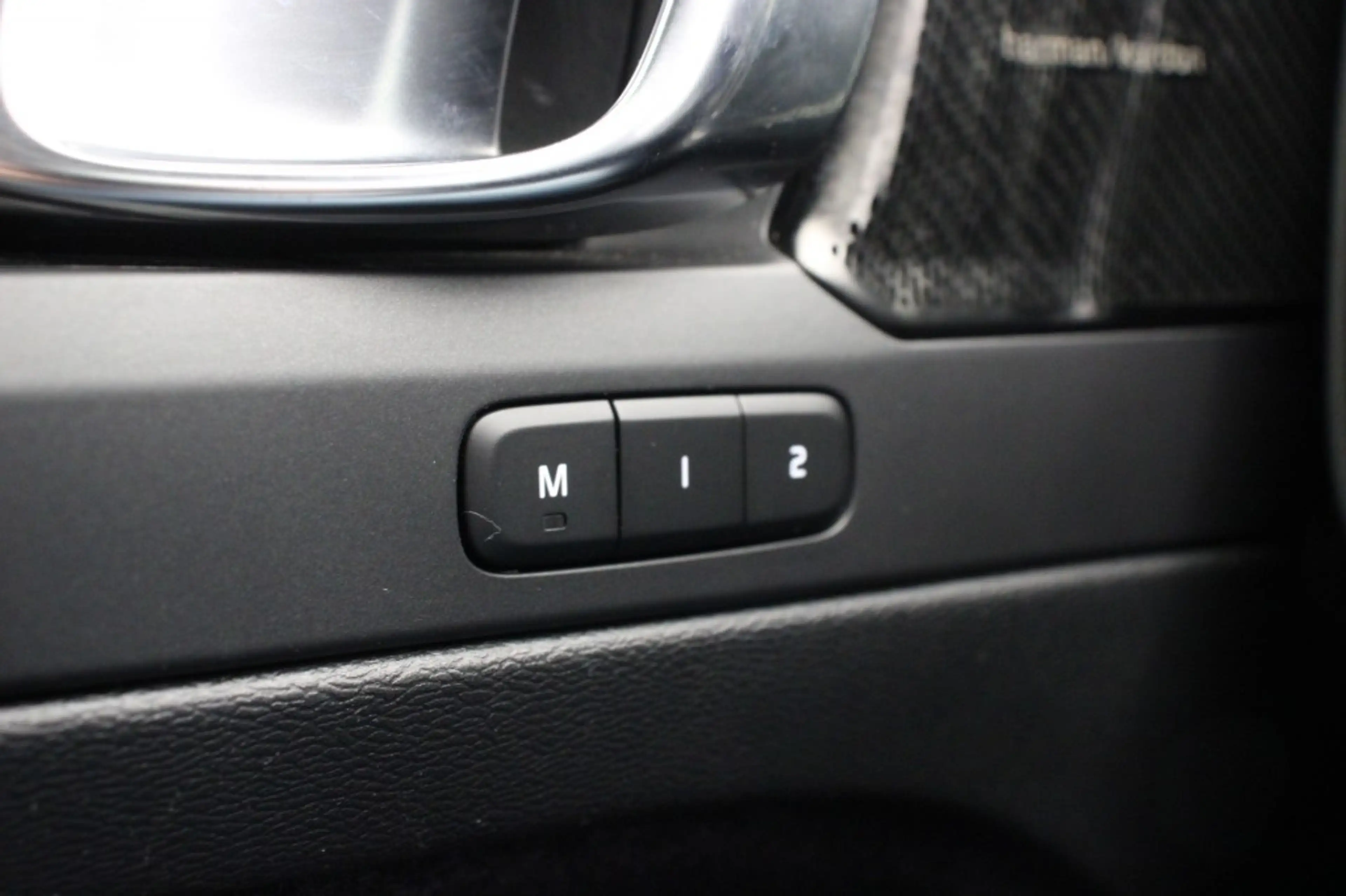 Volvo XC40 C40 Recharge Twin 78 kWh - Panorama, Carplay, 360 — photo 11