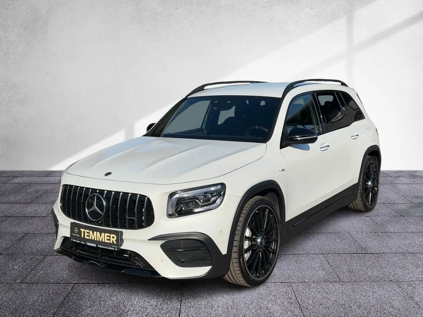 Mercedes-Benz GLB 35 AMG 4MATIC NP: 83.622 PREM DISTR 7-Sitzer Weiß - 2