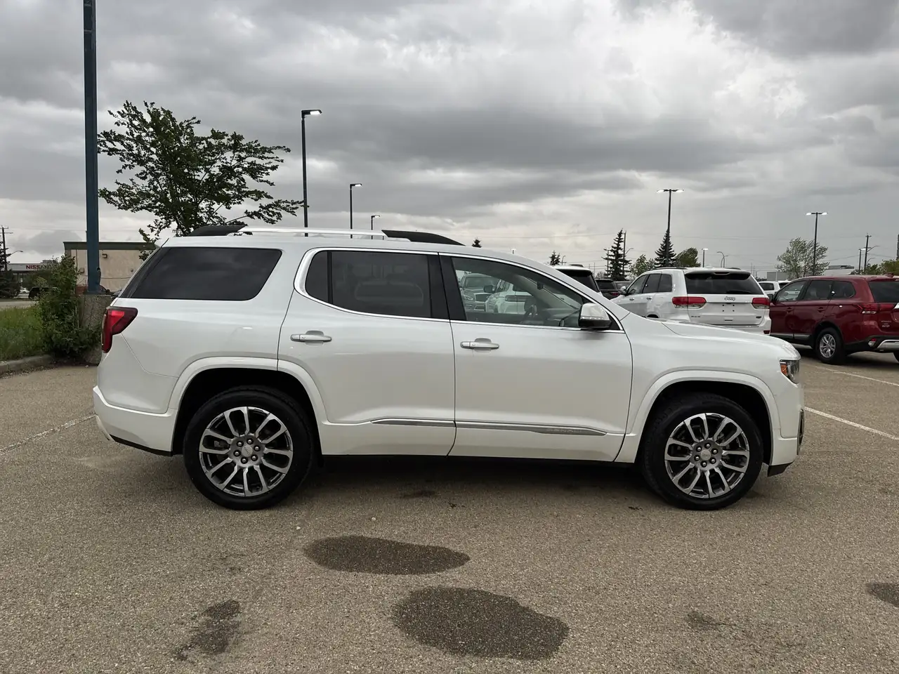 GMC Acadia снимка GMC Acadia