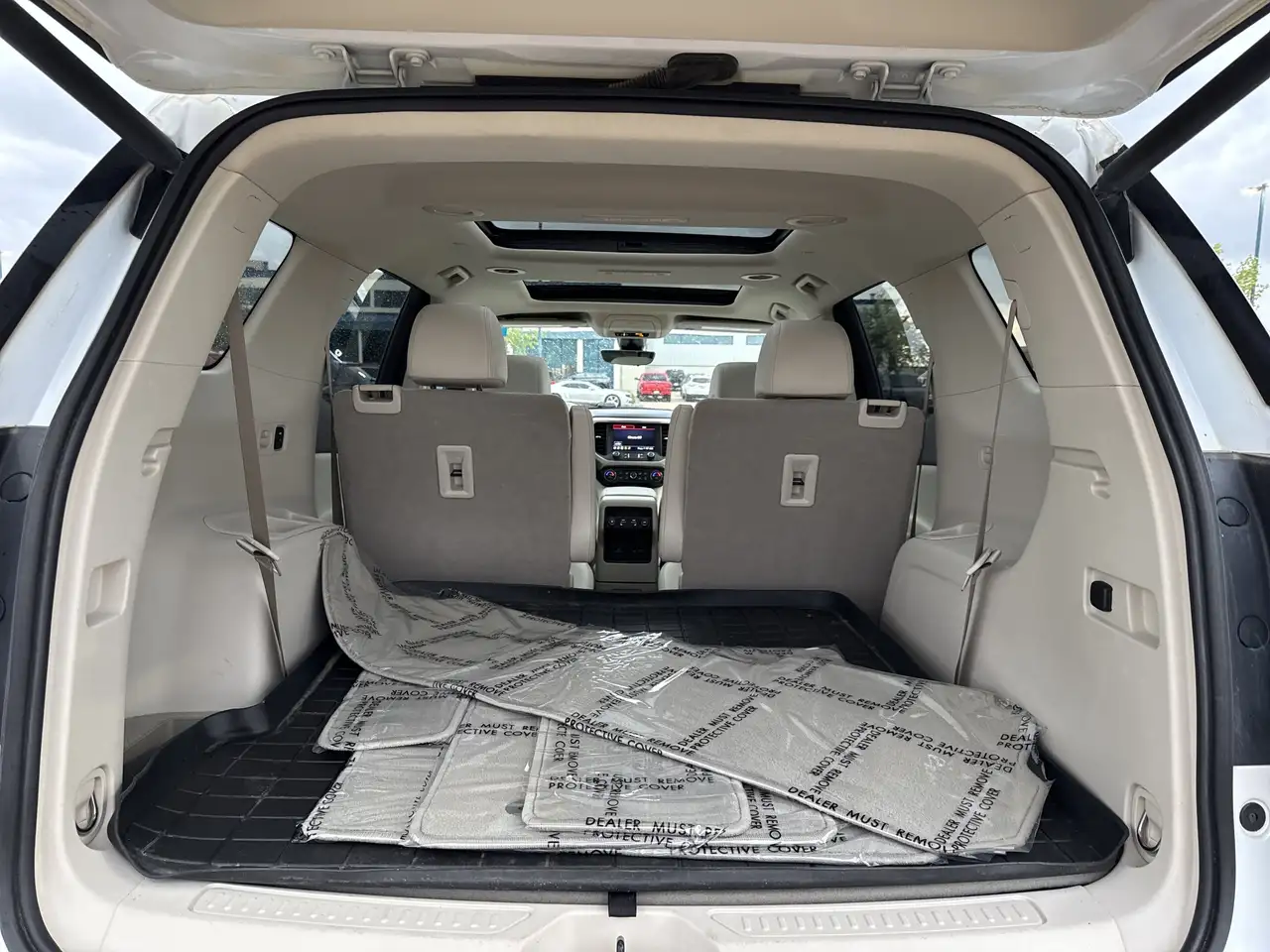 GMC Acadia снимка GMC Acadia