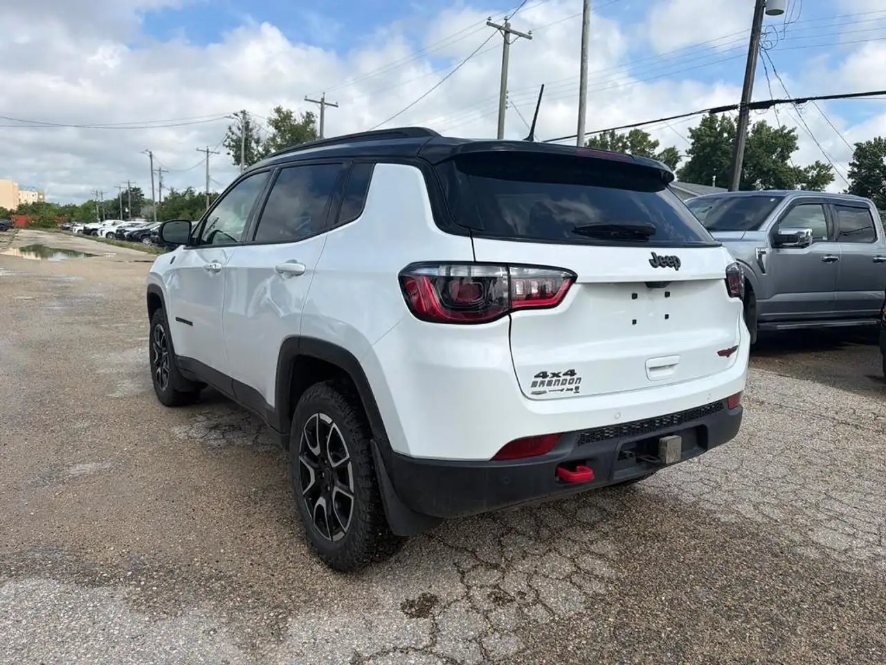 Jeep Compass photo Jeep Compass