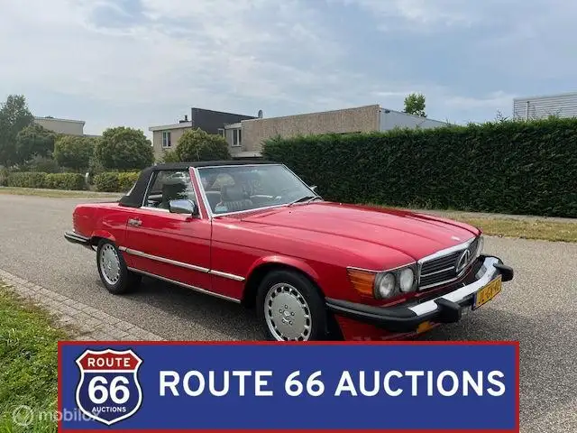 Mercedes-Benz SL 560