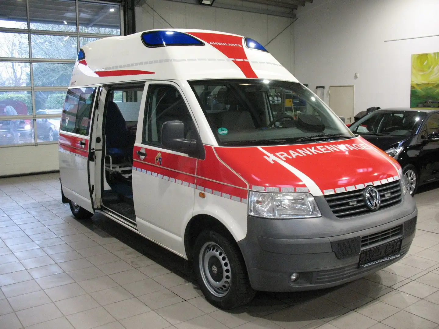 Volkswagen T5 2.5 TDI Krankentransporter Gris - 2