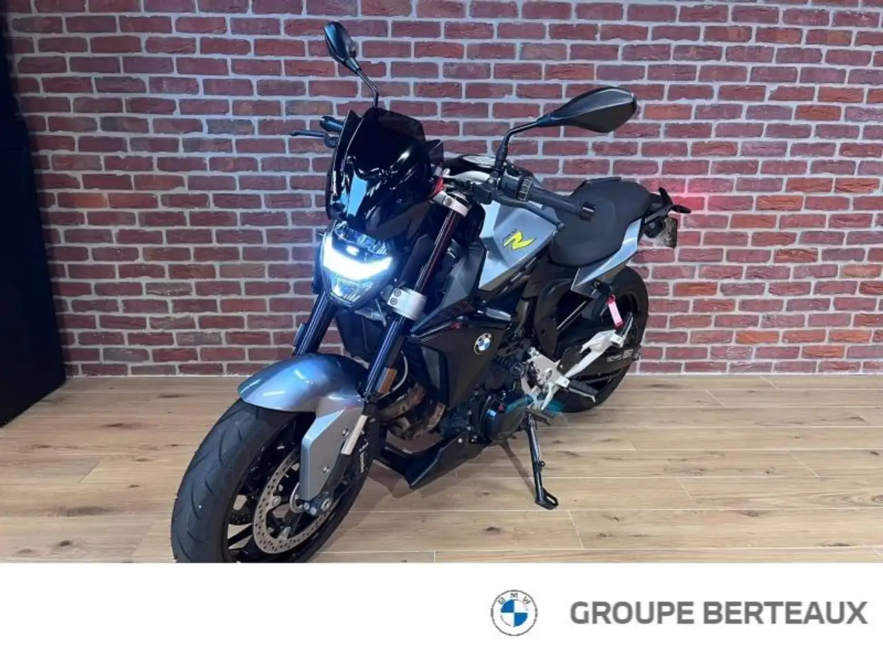 BMW F 900 R