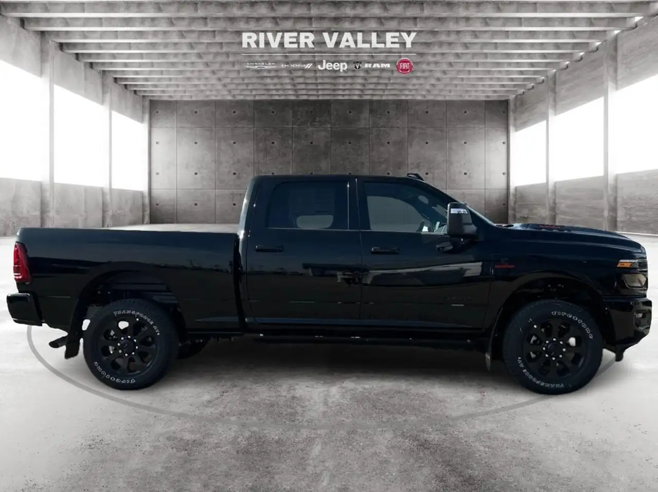 RAM 2500 снимка RAM 2500