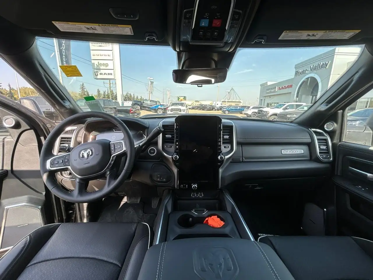 RAM 2500 снимка RAM 2500