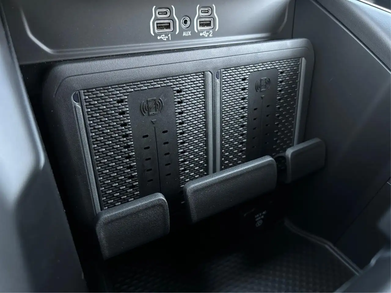 RAM 2500 снимка RAM 2500