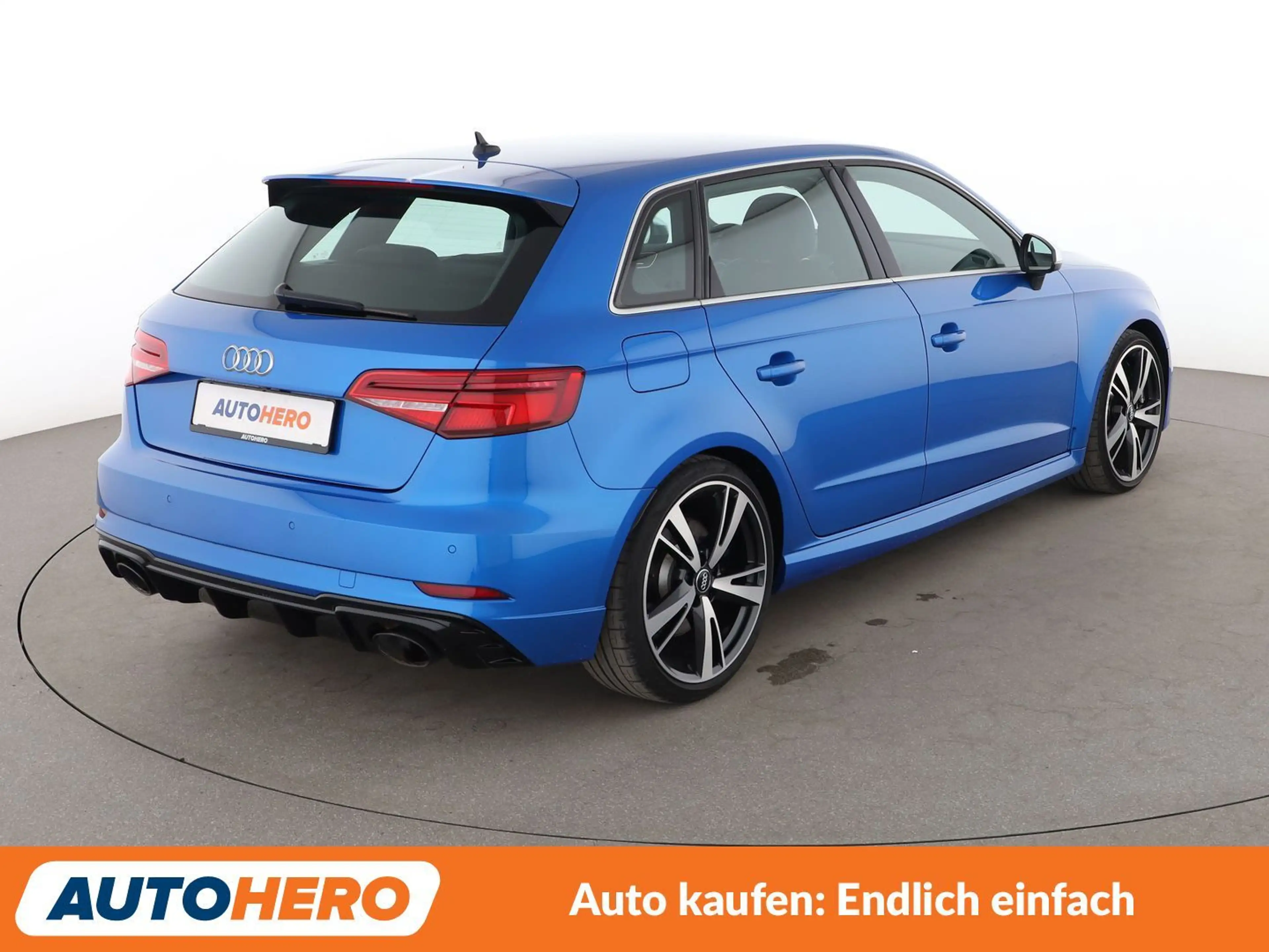 Audi RS3 2.5 TFSI quattro Aut.*MATRIX*ACC*RS-ABGAS*PDC*SHZ* — photo 6