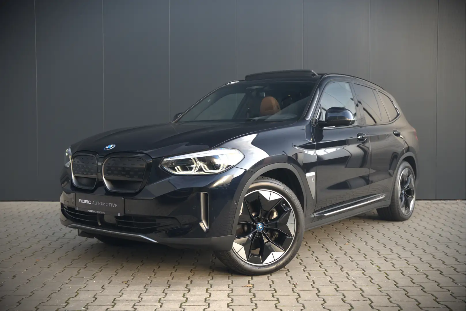 BMW iX3 High Executive 80 kWh | Panoramadak | Keyless | St Nero - 1