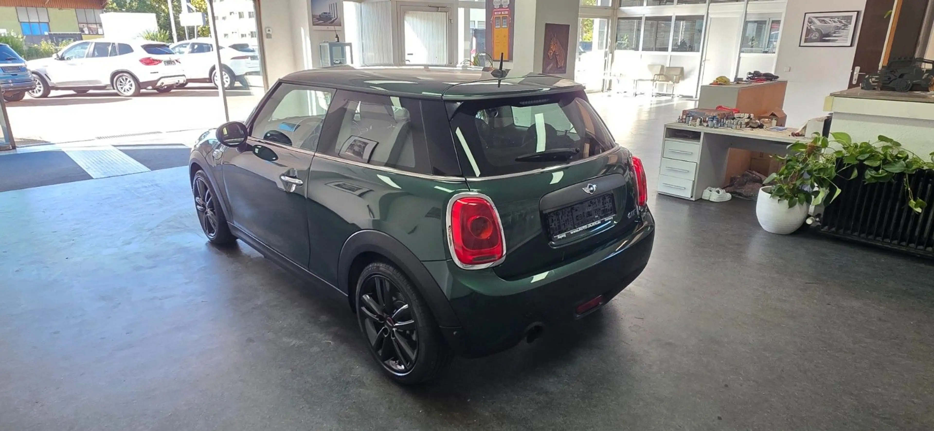 MINI One Klima WR+SR  PDC TÜV 09/2028 — photo 6