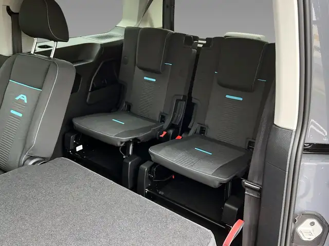 Ford Tourneo Connect view 15