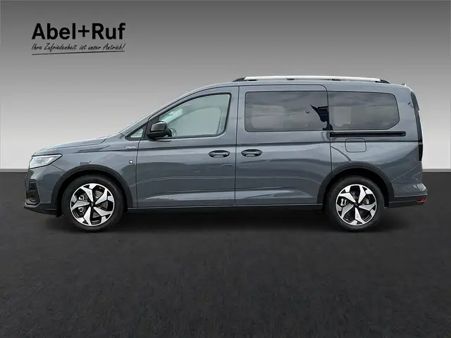 Ford Tourneo Connect view 5