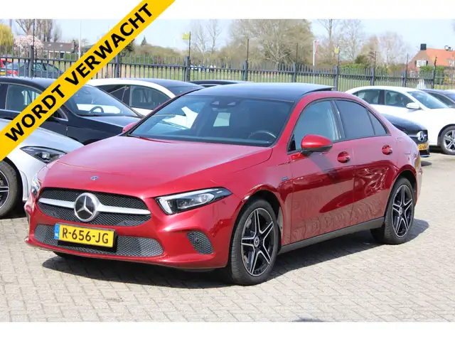 Mercedes-Benz A 250 250e AUT8 Advantage PANORAMADAK DISTRONIC WIDESCRE